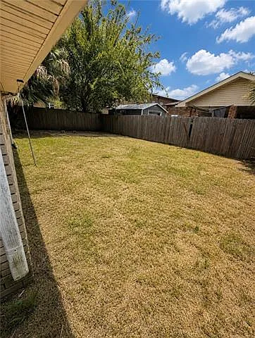 3220 Corinne Dr — Photo 9