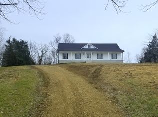 287 Douglas Ln, Lafayette, TN 37083