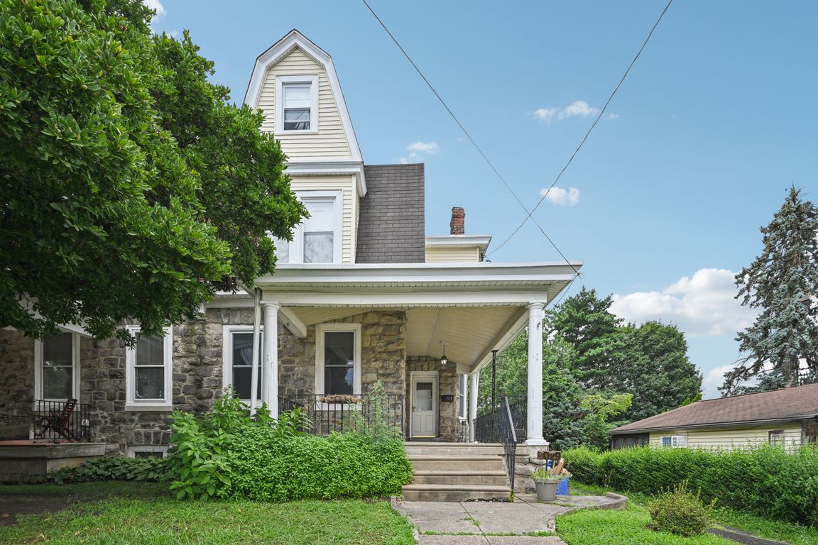 Pine Rd-S0208-001.jpg