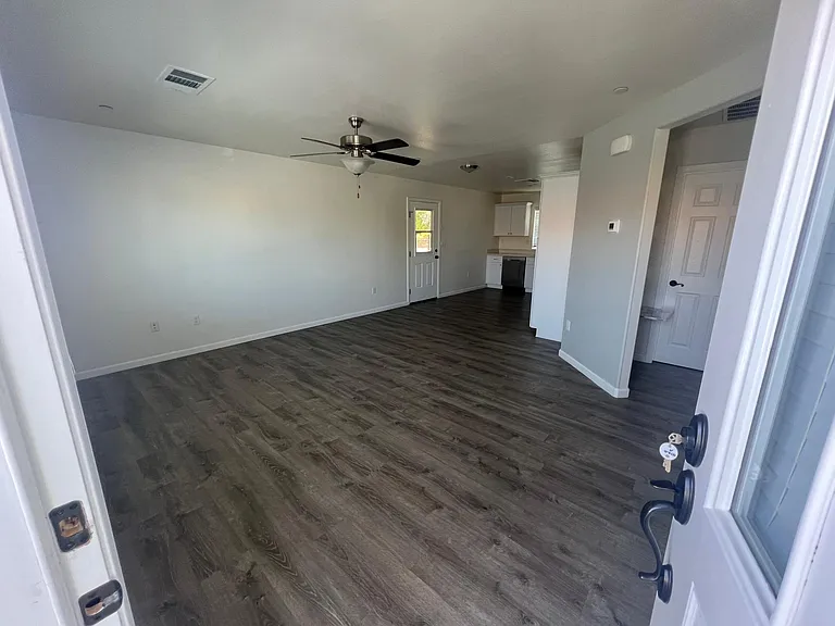 4120 Cactus St #A — Photo 3