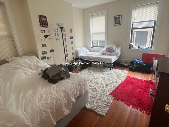 885 Massachusetts Ave, Cambridge, MA