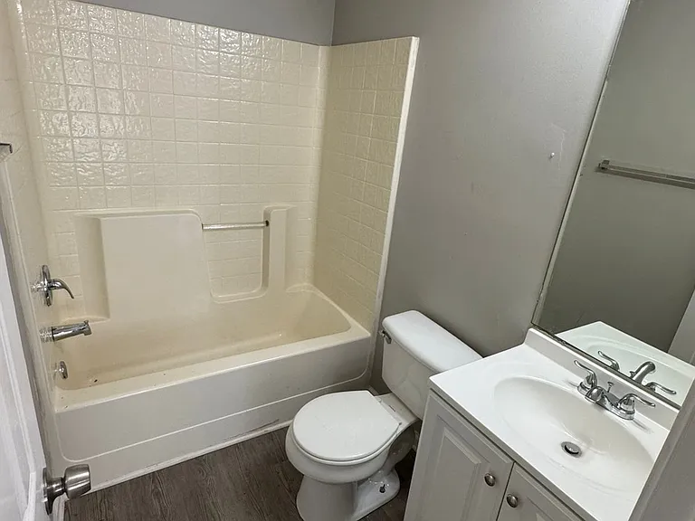 142 Point Place Dr — Photo 4