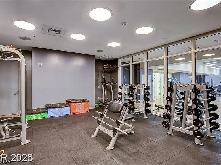 4525 Dean Martin Dr #511 — Photo 39