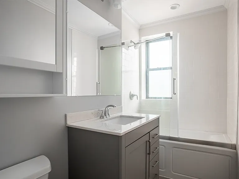 137 Peterborough St #23 — Photo 11