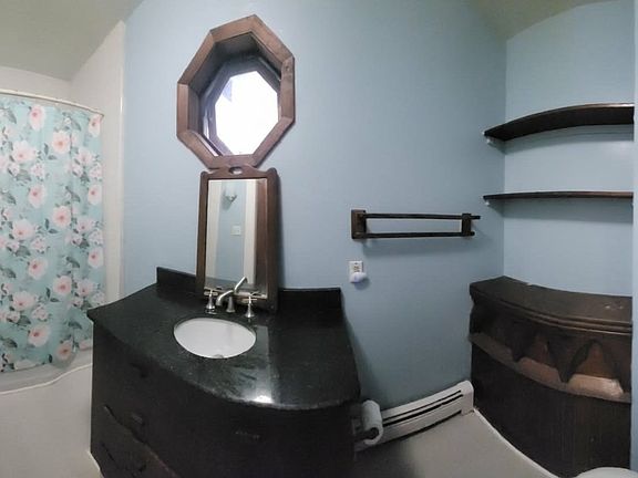 4th image of 17 Broad St #1