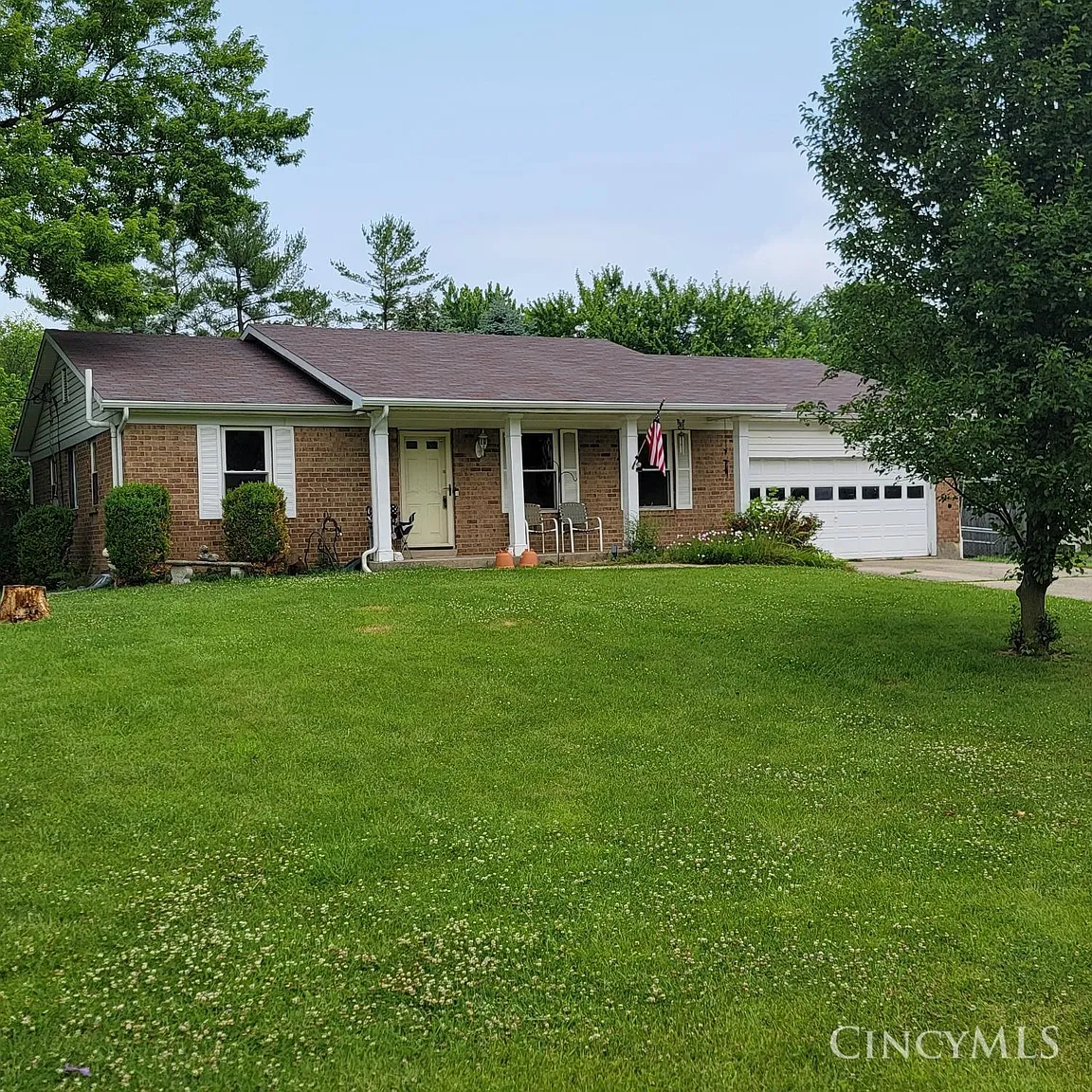 7694 Jonathan Ct photo 1