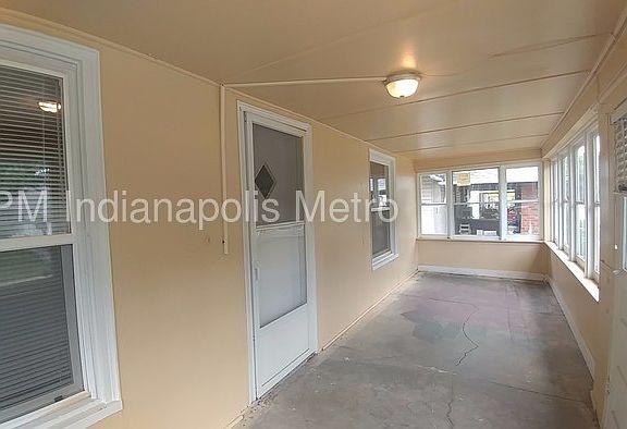 4th image of 4054 Byram Ave
