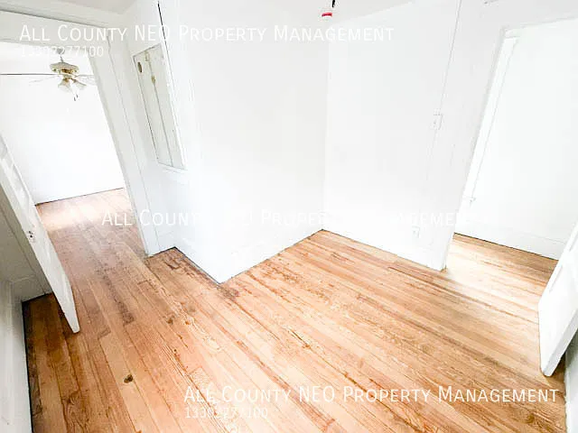 519 E 103rd St — Photo 16