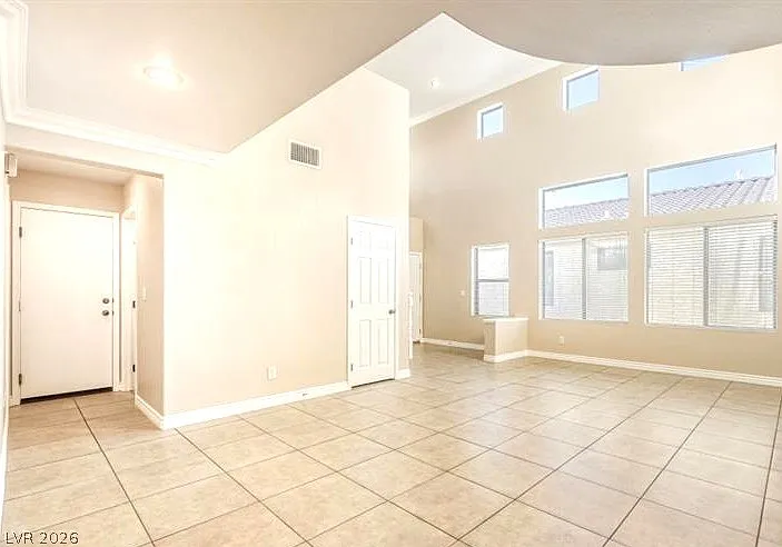5565 Golden Palms Ct — Photo 7