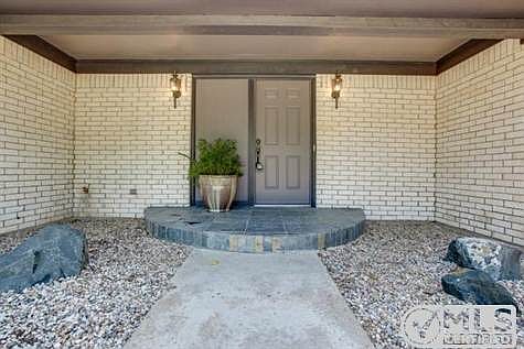 3rd image of 3716 Lynnwood Dr