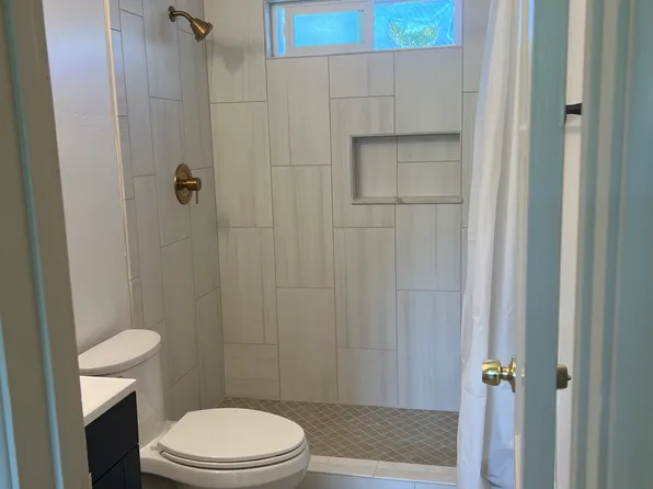 825 Emerald St #825, San Diego, CA 92109