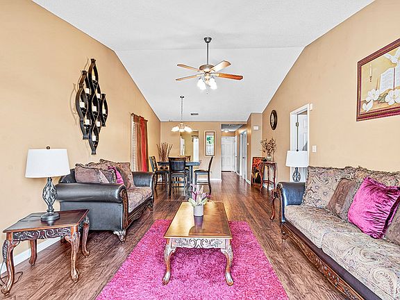 5th image of 108 Saint Kitts Ct