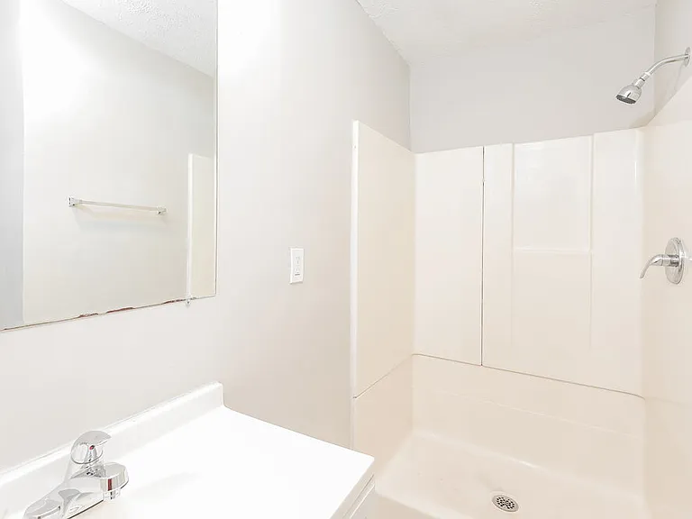 8721 W Bourne Dr — Photo 9