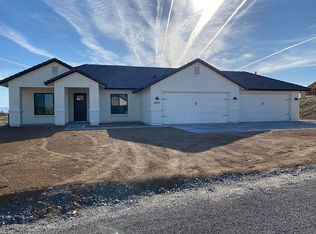 28067 N McKivitz Trl, Queen Creek, AZ 85142