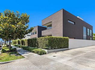 9 Temple Ave, Long Beach, CA 90803