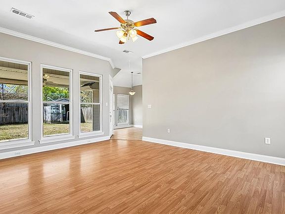 2nd image of 70371 10th St
