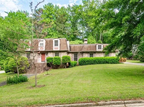 620 Shannon Green Cir SW, Mableton, GA 30126