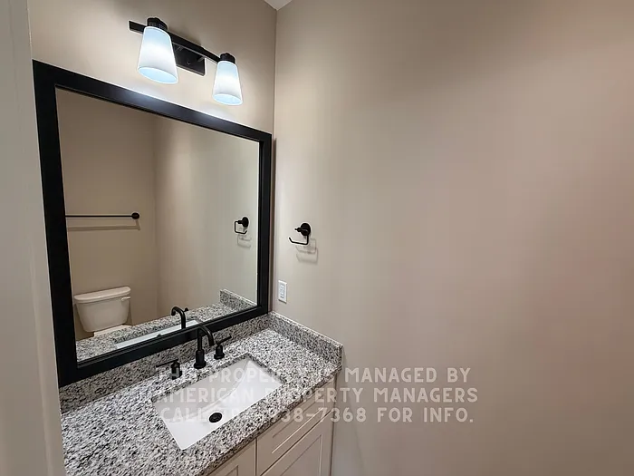 3 bed, 2.5 bath, $1,595 — Photo 4