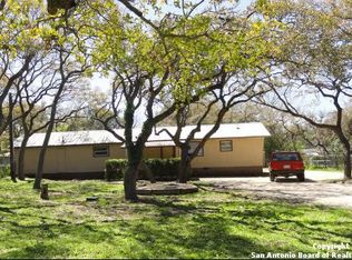 215 Bluebonnet Dr, Boerne, TX 78015