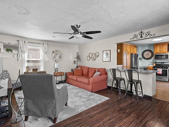 3rd image of 1013 20th STREET