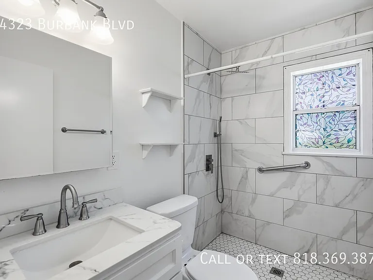 14323 Burbank Blvd — Photo 11