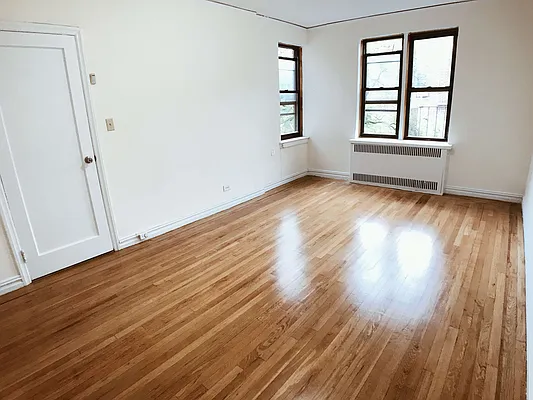 Rented by Clove Realty LLC | media 6