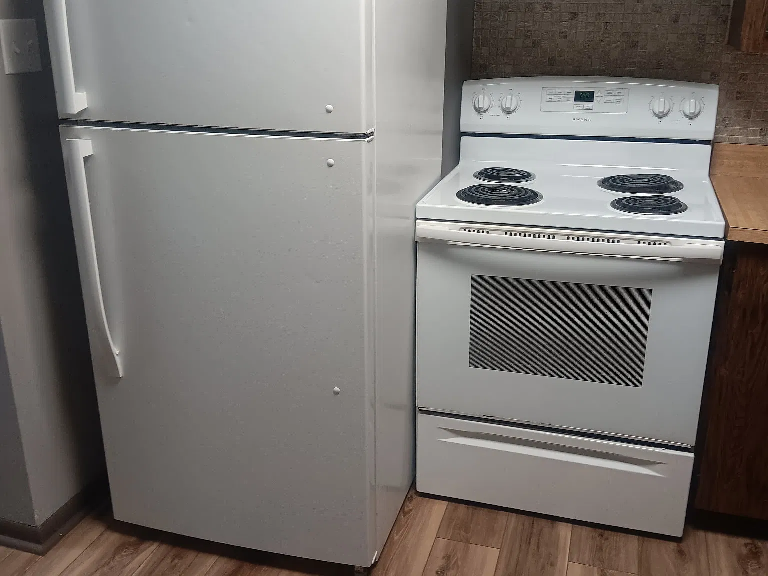 1 bed, 850 sqft, $1,400 — Photo 2