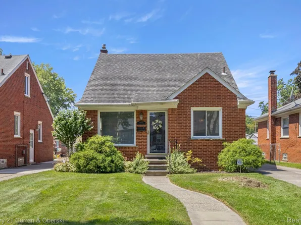 8427 Riverdale St, Dearborn Heights, MI 48127