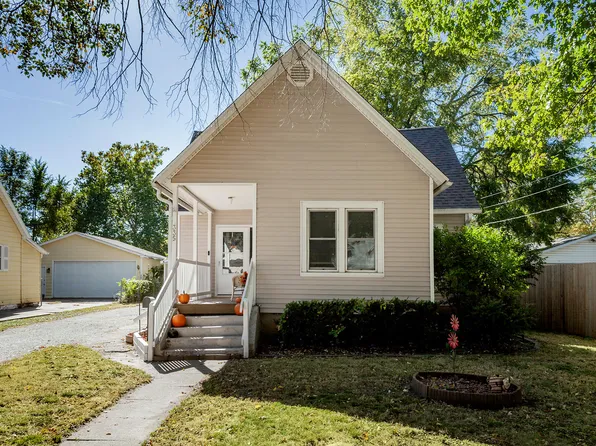 335 E Granger Ave, Des Moines, IA 50315