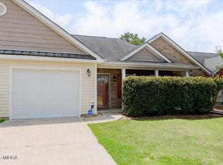 104 Yearwood Dr, Macon, GA 31206