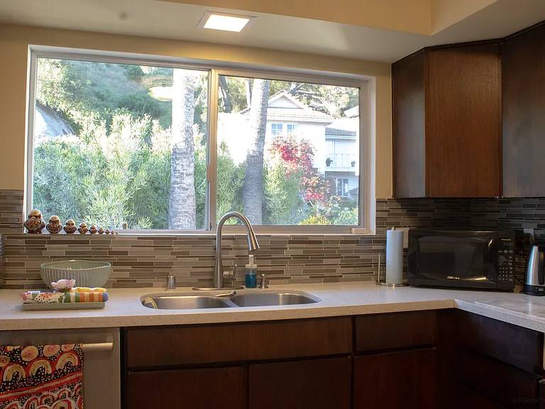 2657 Zorada Dr — Photo 13