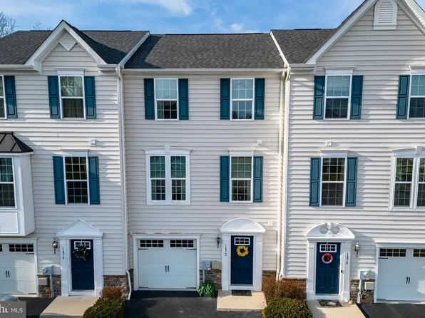 1872 Thistle Ct, Downingtown, PA 19335