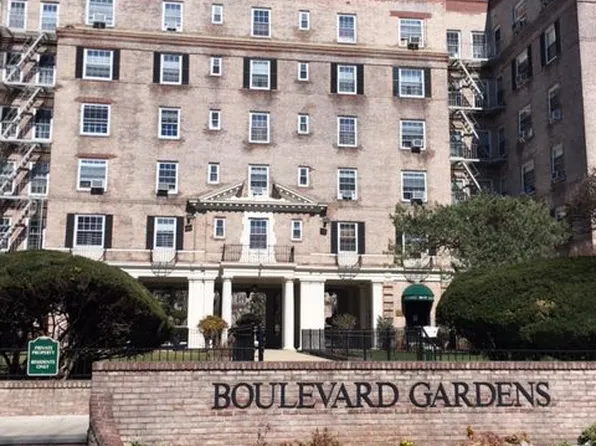 55-01 31st Ave #3B, Queens, NY 11377