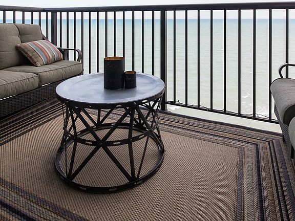 5th image of 5855 N Sheridan Rd APT 17B