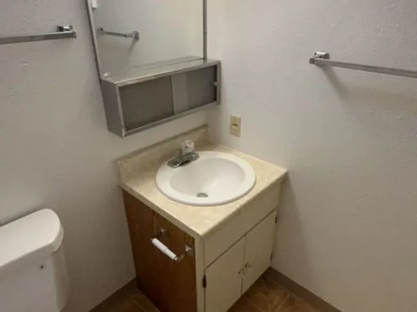 Fairview Apartments, 333 Custer Ave #9, Akron, CO 80720