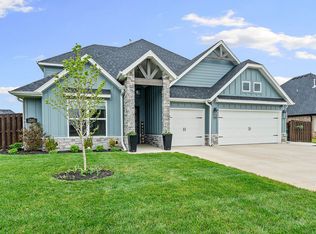 1200 Montieri Dr, Centerton, AR 72719