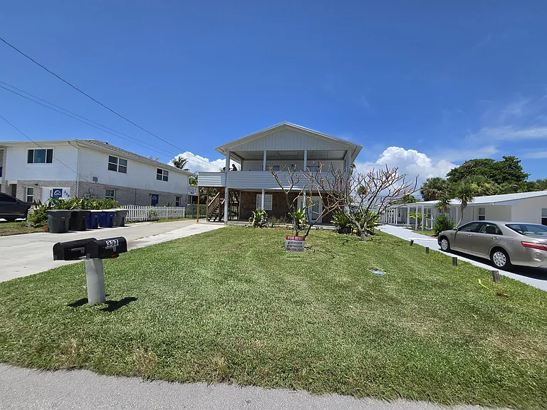 337 Hernando St — Photo 9