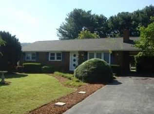 2511 Washington Ave, Vinton, VA 24179