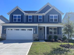 2016 Fernway Dr, Charlotte, NC 28216