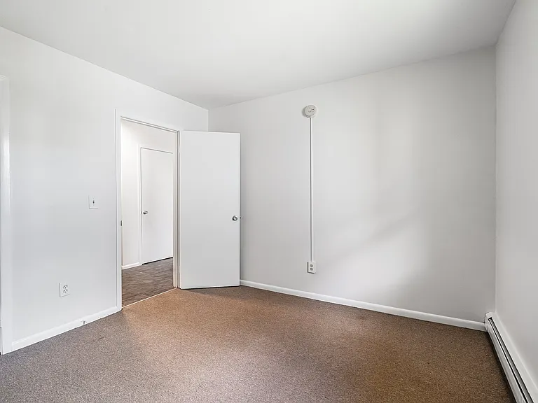 18 Fairfield Ave #A-11 — Photo 5