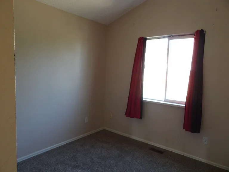 3483 Foxridge Dr — Photo 17