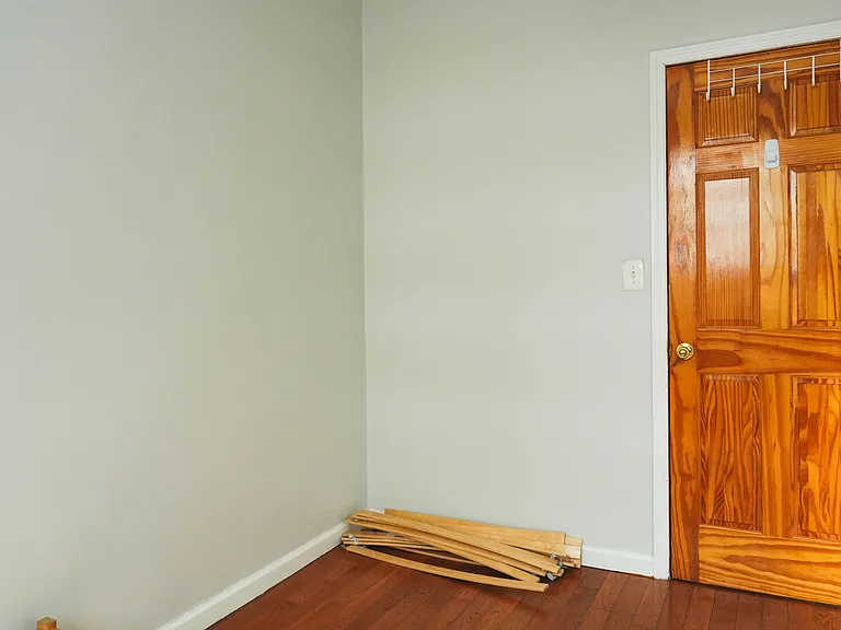 222 S 43rd St #3 — Photo 14