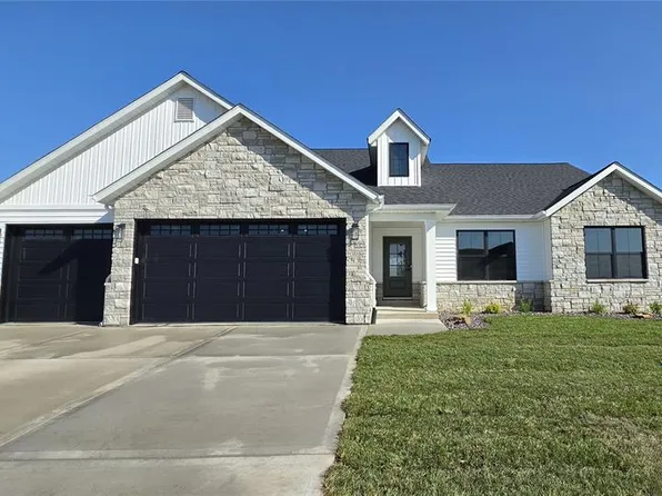 308 Rumsfeld Dr, Troy, IL 62094