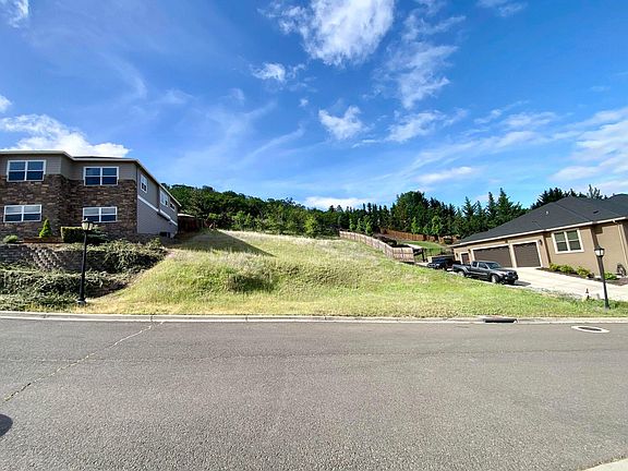 5th image of 4638 Hathaway Dr