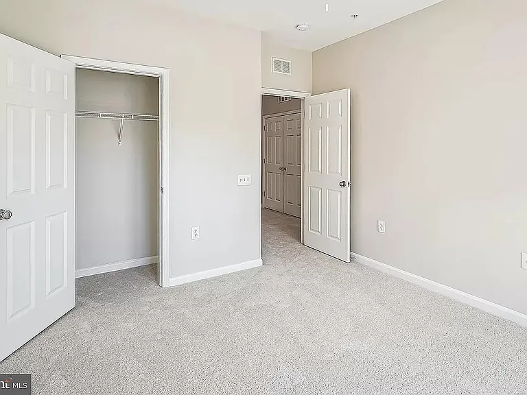 20602 Maitland Ter #14J — Photo 16