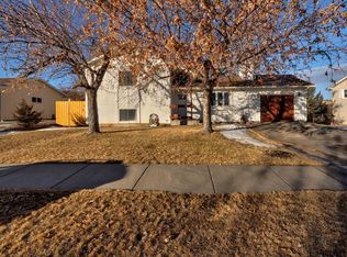 737 Lion Dr, Rapid City, SD 57701