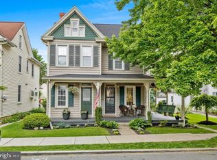 211 E New St, Lititz, PA 17543