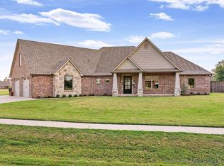 19387 E Fieldstone Dr S, Claremore, OK 74017