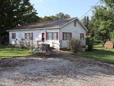 807 E Beardsley St, Winslow, IN, 47598