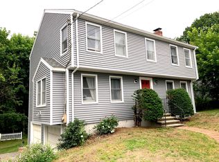 14 Kings Ct, Arlington, MA 02474